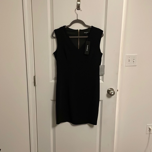 BEBE WOMENS LITTLE BLACK DRESS WITH PLUNGING DEEP V NECKLINE - Picture 2 of 6